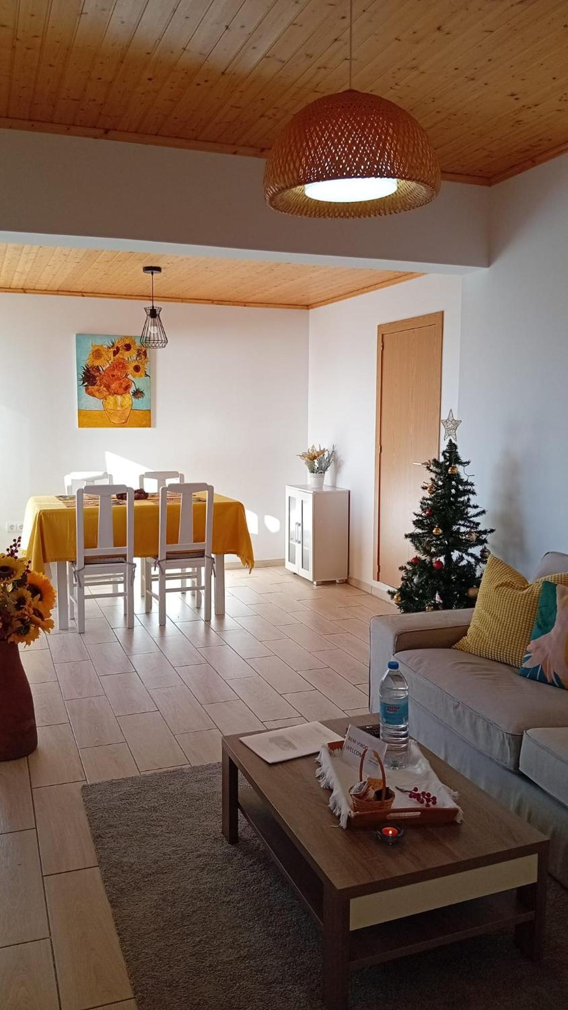 Sunflower Guest House - Madalena - Pico Sao Caetano  المظهر الخارجي الصورة